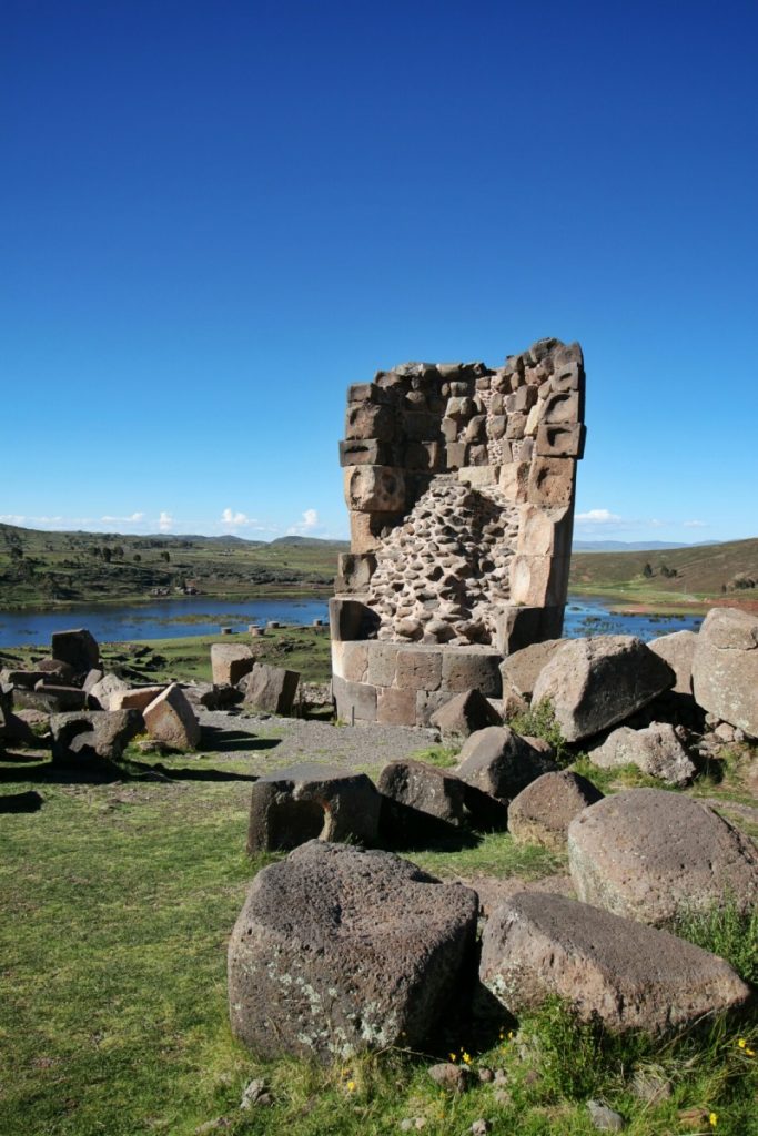 The back of one of the towers. The shapes sculpted out of the stones is for balancing
