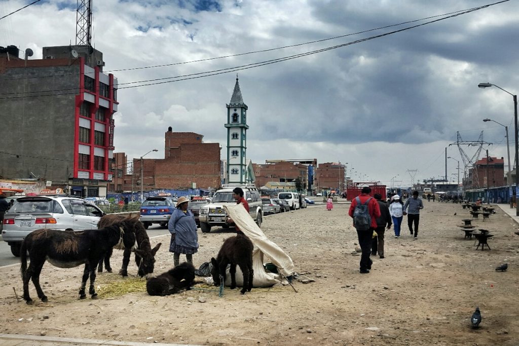 This is what you see when you step off the teleferico at El Alto. On the weekend this area is home to an enormous street market